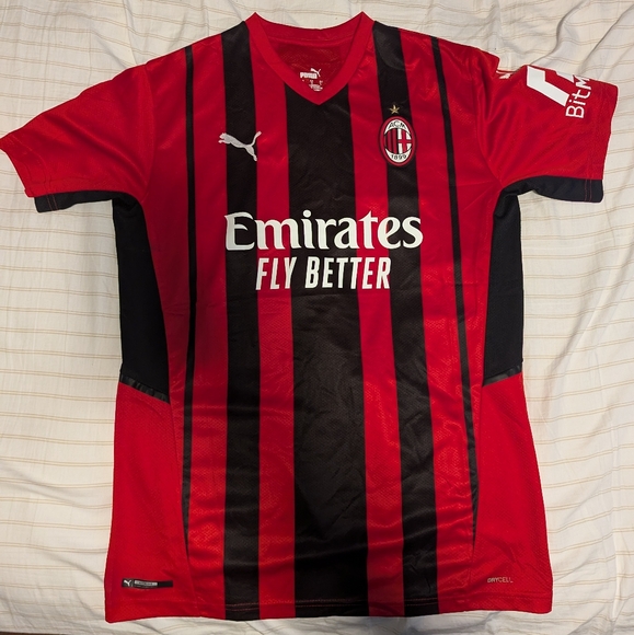 2021-2022 AC Milan shirt (Giroud #9) - Picture 2 of 3